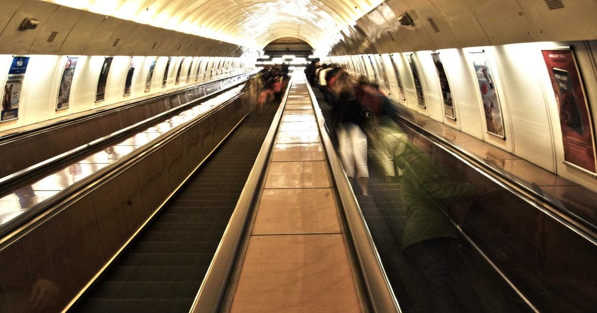 Map of Canada highlighting various provinces, symbolizing Provincial Nominee Programs for newcomers.