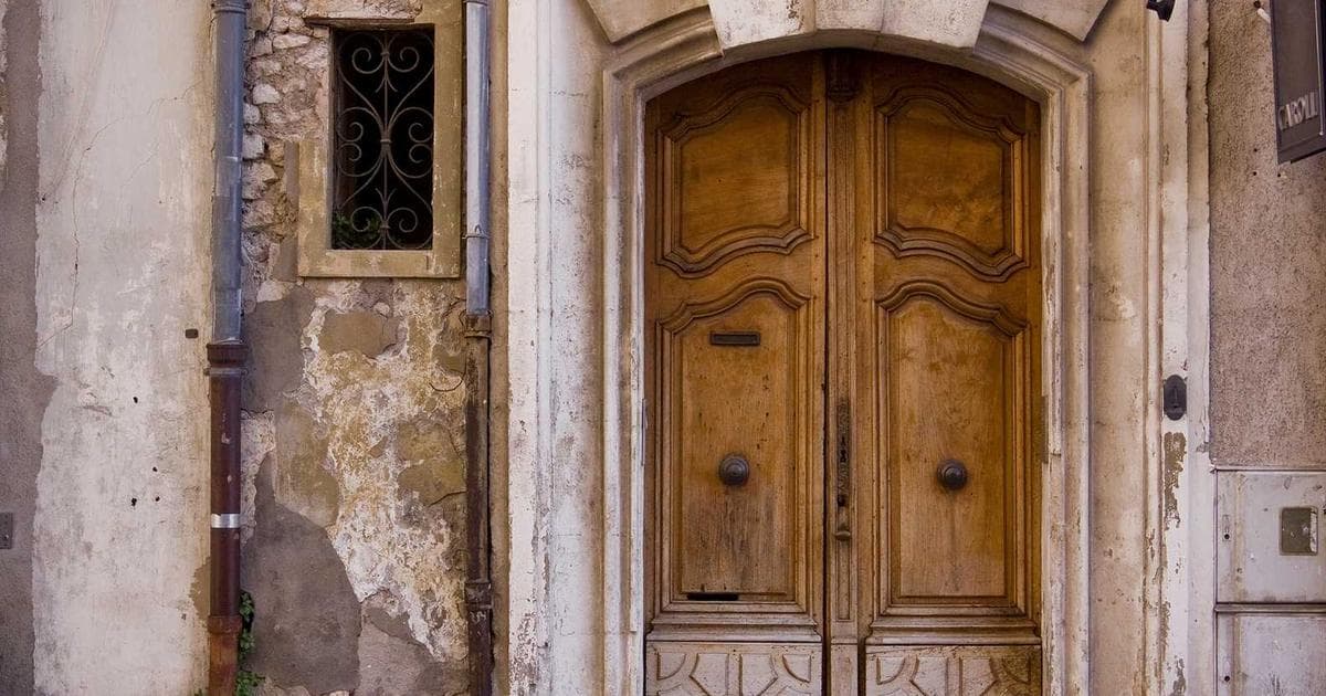 Panoramic view of Quebec province representing the various immigration programs available