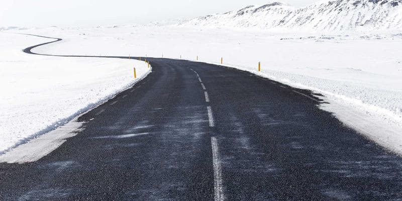 Newcomer working in a Canadian retail store