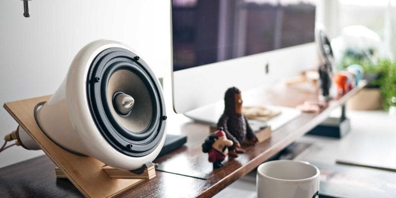 Parent dropping off child at a licensed daycare centre
