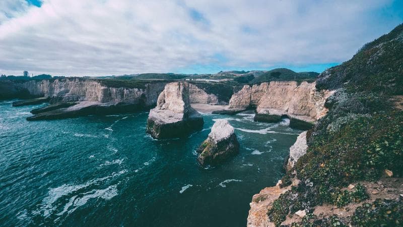 Nova Scotia coastal landscape representing the Nova Scotia Nominee Program for skilled worker immigration