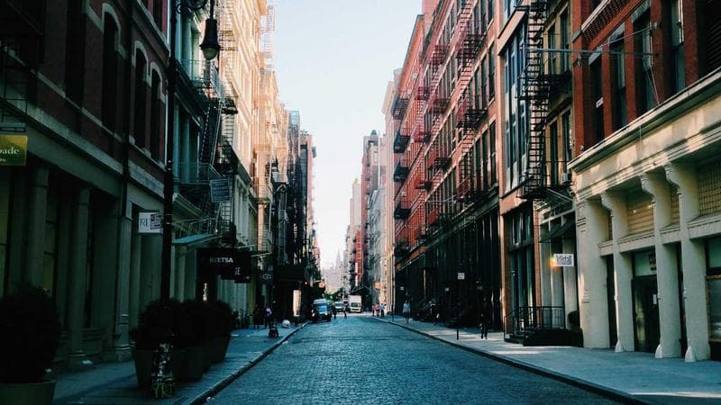 How to Write a Cheque in Canada: Step-by-Step Guide for Newcomers