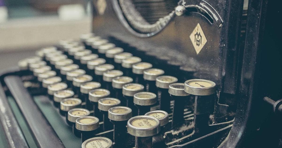 Happy senior newcomers in Canada, benefiting from programs and support designed for elderly immigrants.