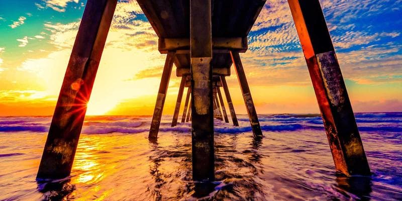 Newcomer professional in a Canadian job interview