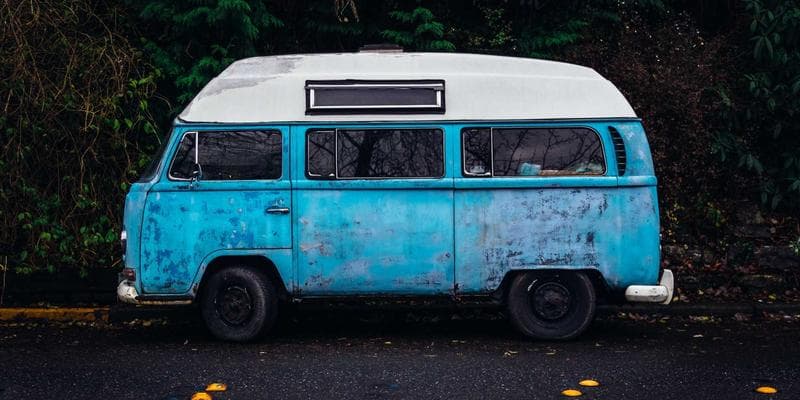 Close-up of a vehicle licence plate on a car