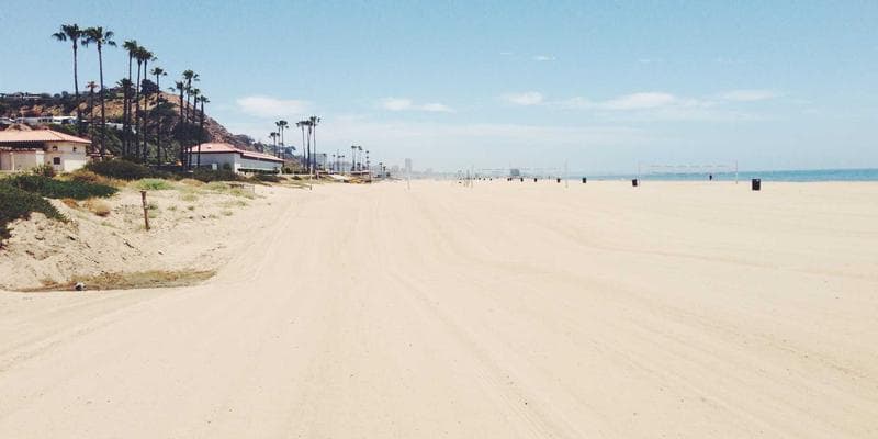 An insurance broker office storefront where vehicle registration and Autoplan insurance are handled
